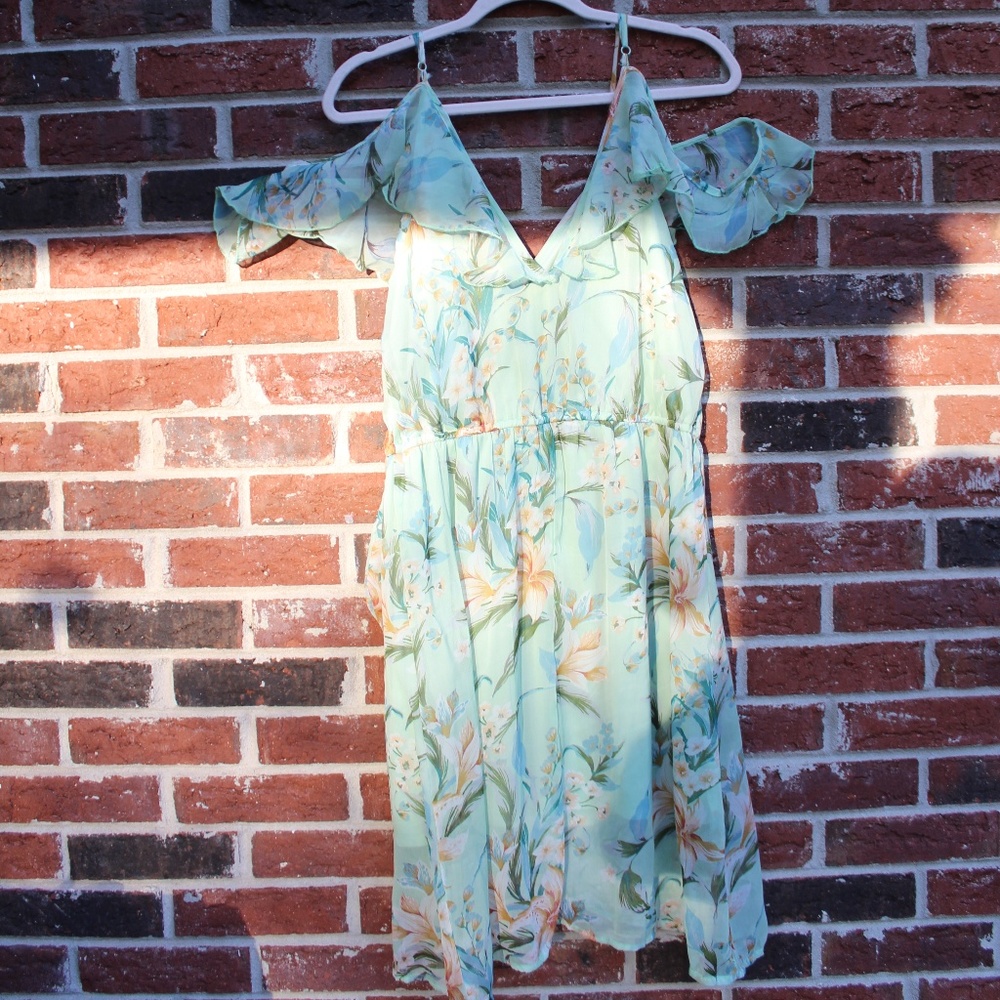 Off the Shoulder Flowy Floral Wrap Dress
